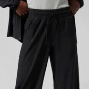 Athleta Avenue Wide Leg Crop Pant Size 4